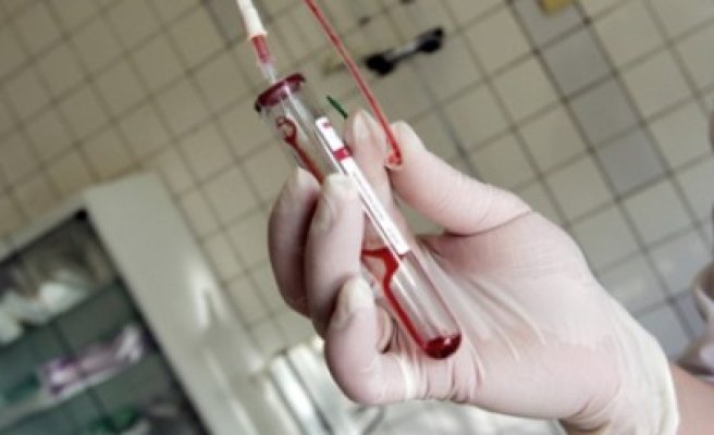 Bolnavii HIV-SIDA din Constanţa nu mai primesc reactivii necesari pentru analizele specifice